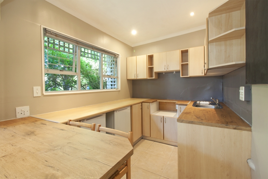 To Let 2 Bedroom Property for Rent in Kommetjie Western Cape